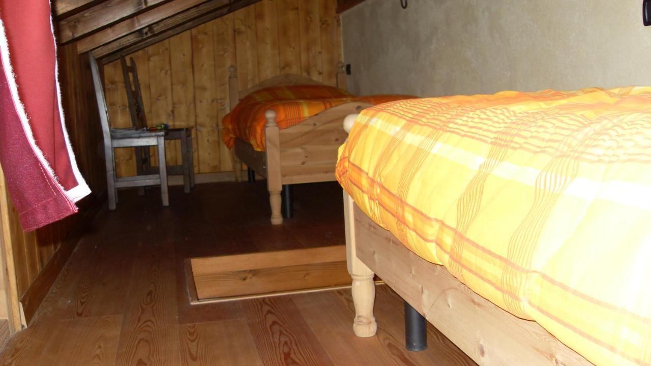 Residence Les Myosotis Champoluc Buitenkant foto