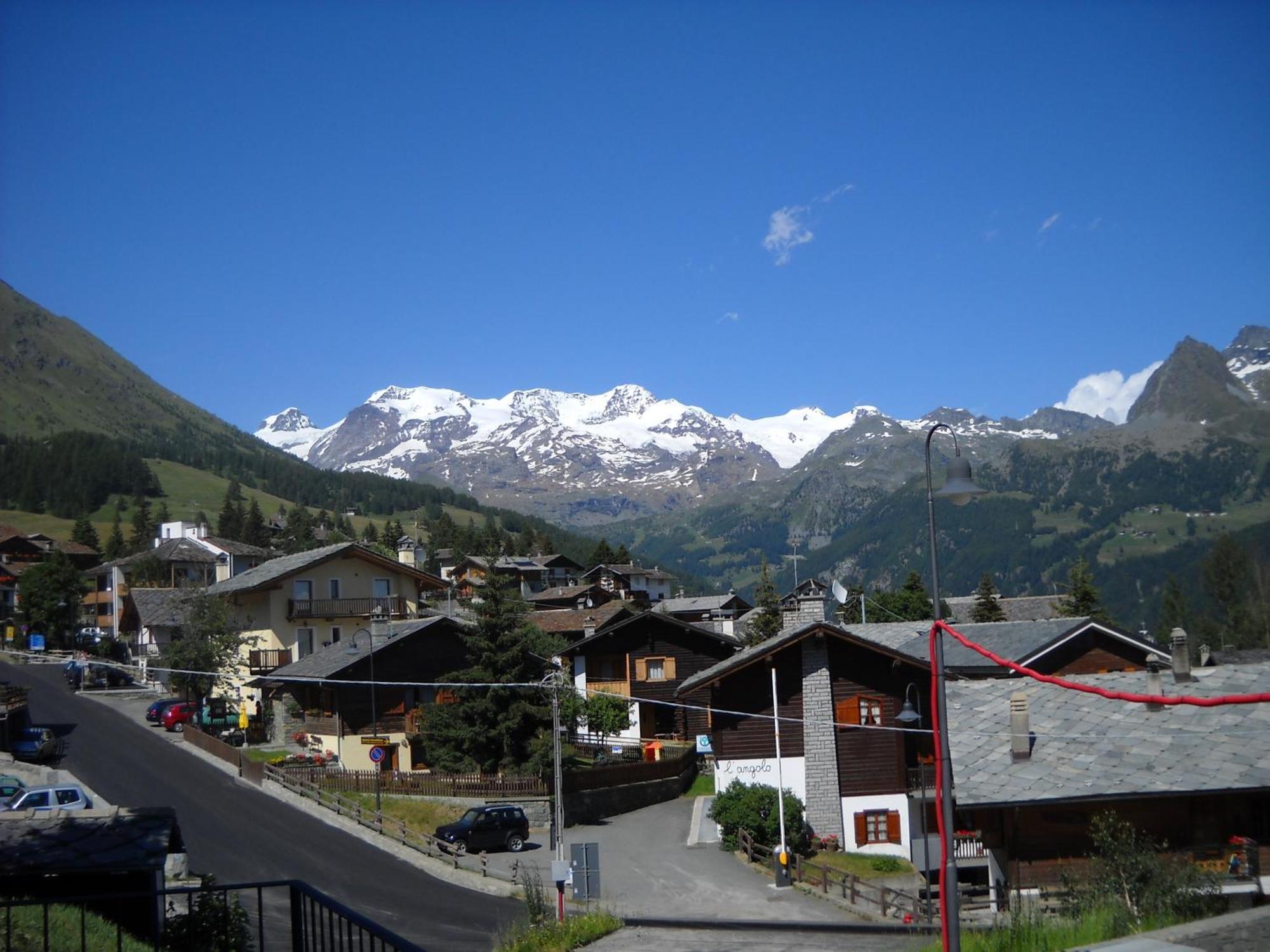 Residence Les Myosotis Champoluc Buitenkant foto