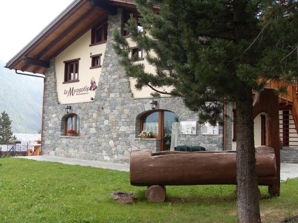 Residence Les Myosotis Champoluc Buitenkant foto