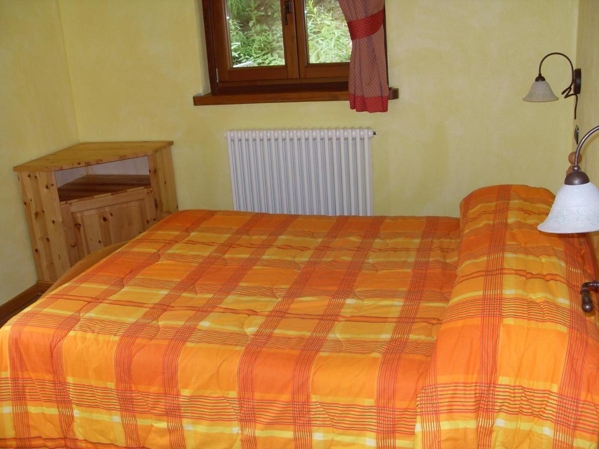 Residence Les Myosotis Champoluc Kamer foto